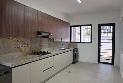 5 Bed Villa with En Suite at Mzima Spring - 4