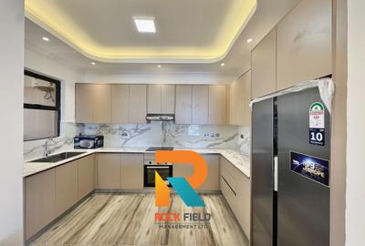 2 Bed Apartment with En Suite in Brookside - 3