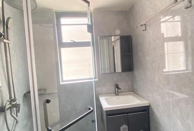 Serviced 2 Bed Apartment with En Suite at Kindaruma Road - 4