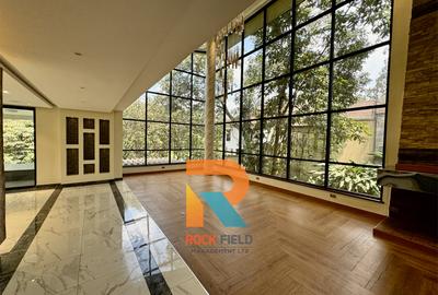 5 Bed Apartment with En Suite in Lower Kabete