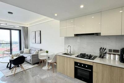 1 Bed Apartment with En Suite in Lavington - 2