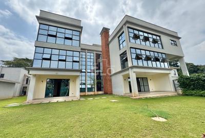 5 Bed House with En Suite in Thigiri
