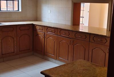 3 Bed Apartment with En Suite in Kileleshwa