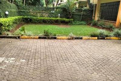 5 Bed Townhouse with En Suite at Lavington Green - 4