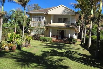 4 Bed House with En Suite at Loresho Road - 3