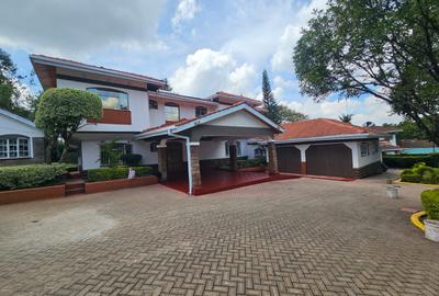 5 Bed House with En Suite in Rosslyn - 4