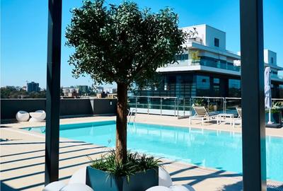 3 Bed Apartment with En Suite at Riverside Drive - 2