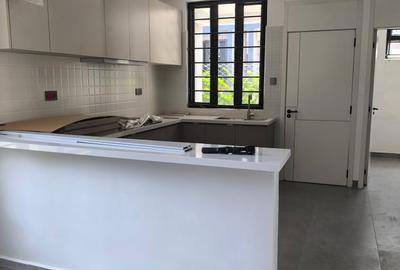 3 Bed House with En Suite in Kitengela - 4