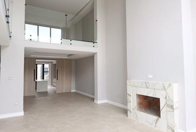 4 Bed Townhouse with En Suite in Runda - 2