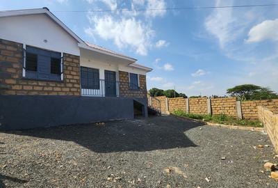 4 Bed House with En Suite at Kahuho - 3