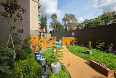 2 Bed Apartment with En Suite in Riverside - 4