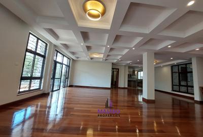 4 Bed Apartment with En Suite at General Mathenge