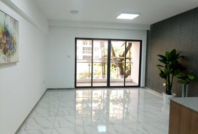 2 Bed Apartment with En Suite at Lavington - 2