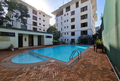 3 Bed Apartment with En Suite at Riverside Drive