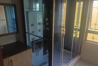 5 Bed Townhouse with En Suite at Runda - 4