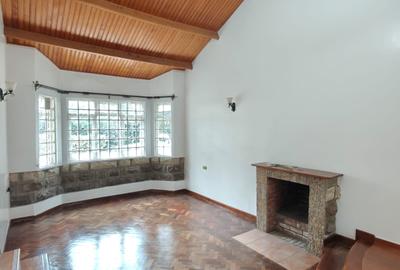 4 Bed Villa with En Suite in Karen