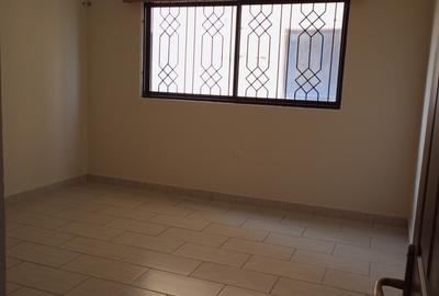 Serviced 3 Bed Apartment with En Suite in Nyali Area - 4