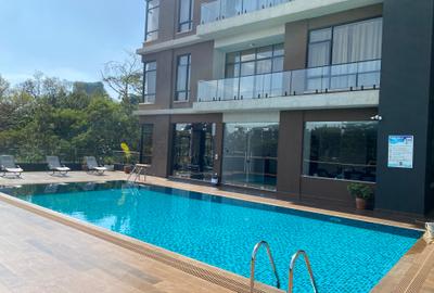 Serviced 3 Bed Apartment with En Suite in Brookside