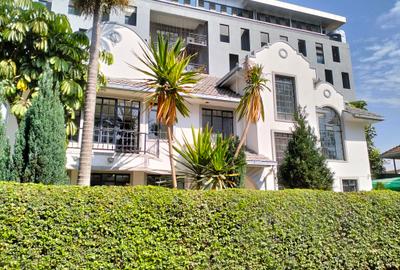 4 Bed Townhouse with En Suite in Lavington