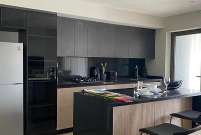 Serviced 2 Bed Apartment with En Suite in Nyari