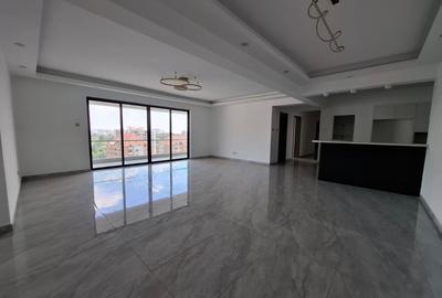 4 Bed Apartment with En Suite in Kilimani