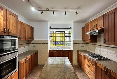 4 Bed Townhouse in Westlands Area - 4