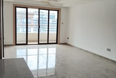 3 Bed Apartment with En Suite at Riverside Drive - 4