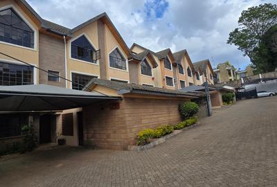 5 Bed Townhouse with En Suite at Convent Drive - 2