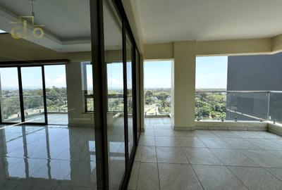 4 Bed Apartment with En Suite in General Mathenge