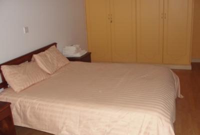 Furnished 3 Bed Apartment with En Suite at Brookside Drive - 4