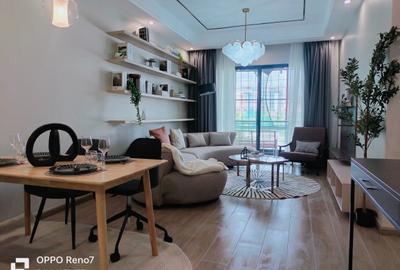 3 Bed Apartment with En Suite in Brookside