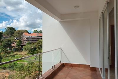 2 Bed Apartment with En Suite in Parklands