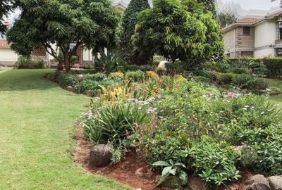 4 Bed Townhouse with En Suite at Red Hill Road