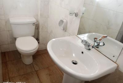 4 Bed House with En Suite in Nyari
