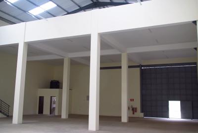 7,072 ft² Warehouse with Parking in Ruiru