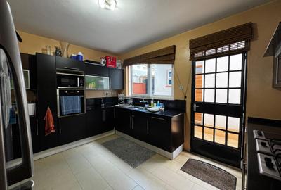 4 Bed Townhouse with En Suite in Lavington