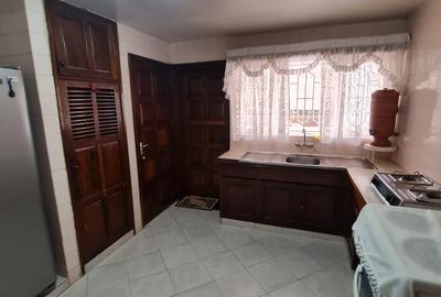 5 Bed Townhouse with Staff Quarters in Brookside - 2