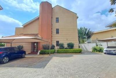 5 Bed Townhouse with En Suite at Lavington Green