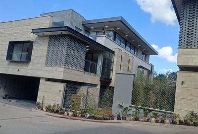 5 Bed Townhouse in Westlands Area - 3
