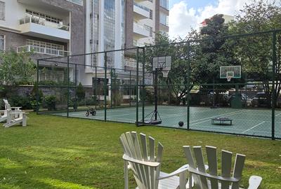 3 Bed Apartment with En Suite at Valley Arcade - 4