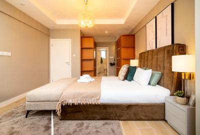 Furnished 3 Bed Apartment with En Suite at Vihiga Road - 2