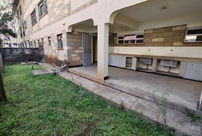 3 Bed Villa with En Suite in Kilimani