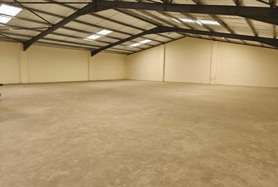 5,940 ft² Warehouse with Backup Generator in Ruaraka