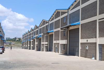 7,100 ft² Warehouse with Parking in Ruaraka