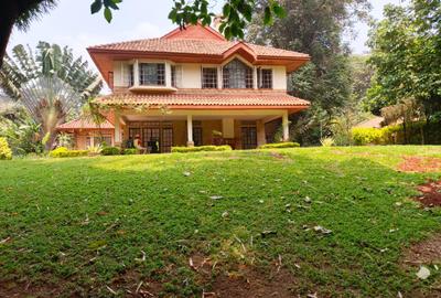 5 Bed Villa with En Suite at Rosslyn