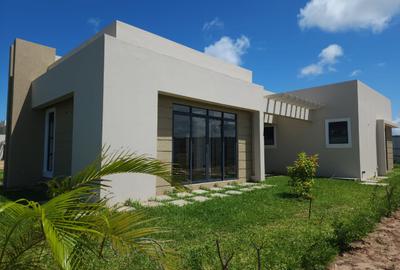 4 Bed Townhouse with En Suite in Vipingo - 2