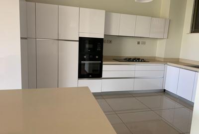 3 Bed Apartment with En Suite in Westlands Area