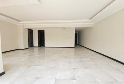 5 Bed Apartment with En Suite in Kileleshwa