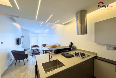 Serviced 1 Bed Apartment with En Suite at Le Marc - 3