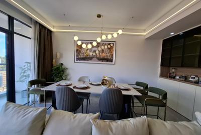 2 Bed Apartment with En Suite in Lavington